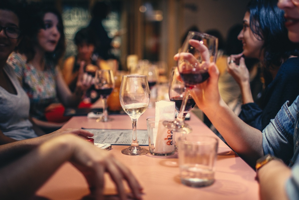 Italian wine tasting at home - 8 wines