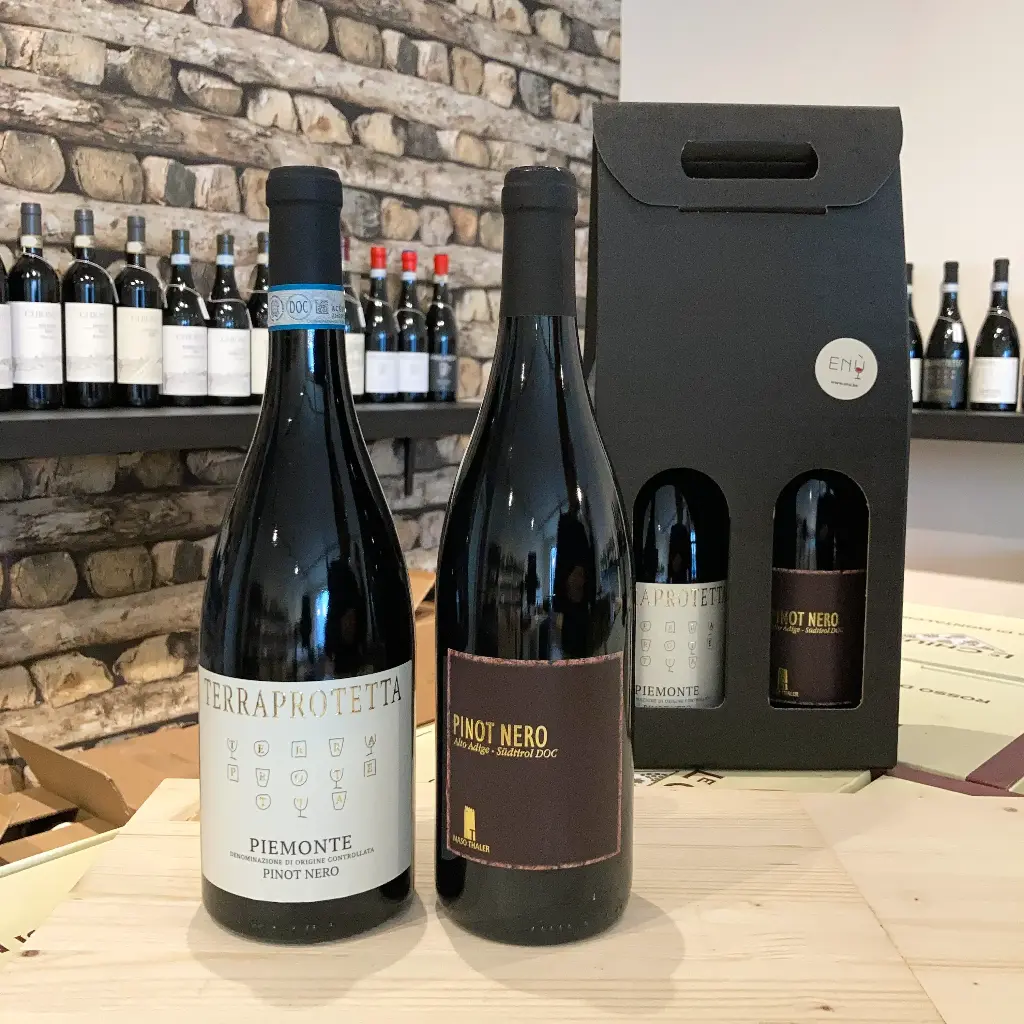 Pinot Nero gift set from Piemonte and Alto Adige