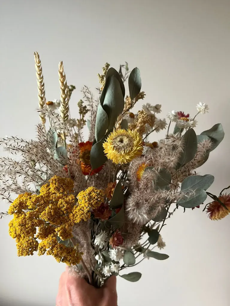 Misty Mornings droogbloemen boeket paard&bloem