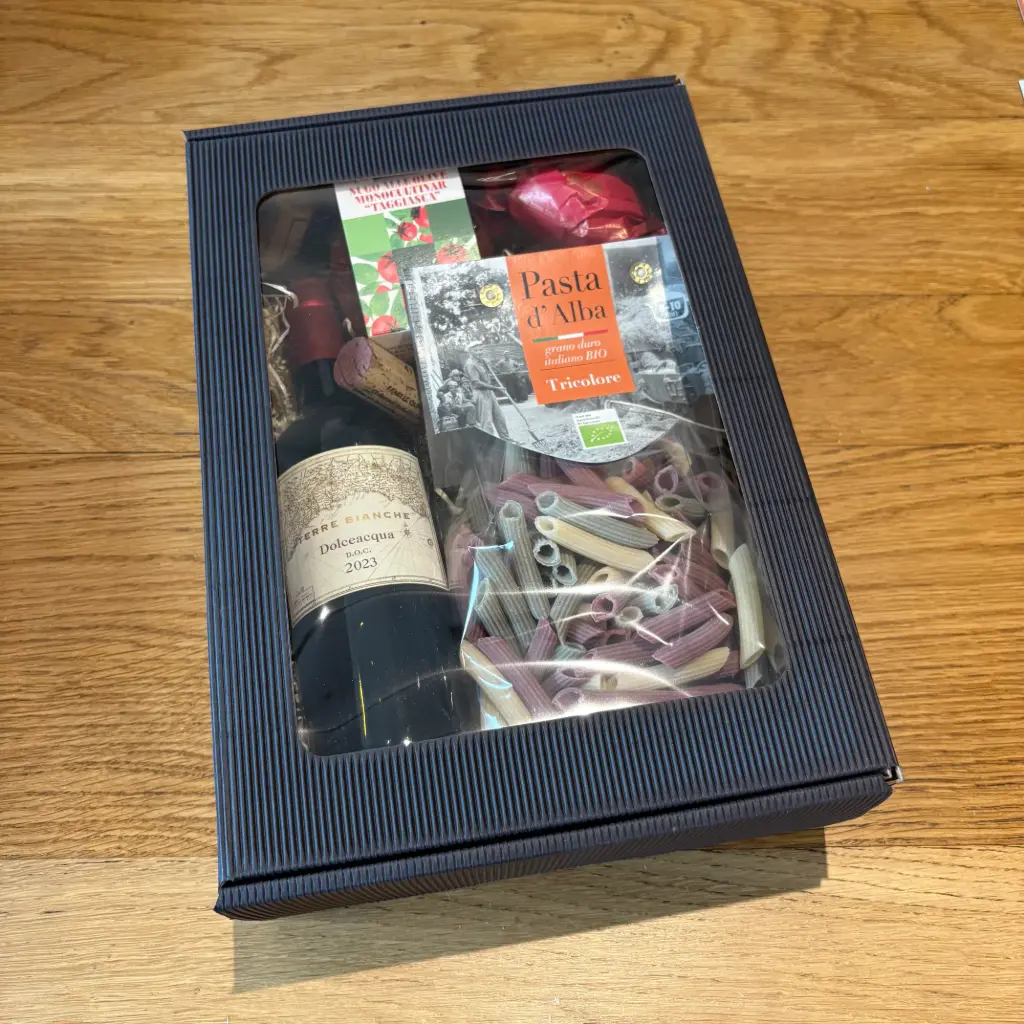 Geschenkpakket Pasta Ligure e Rossese 1/2 fles rode wijn 